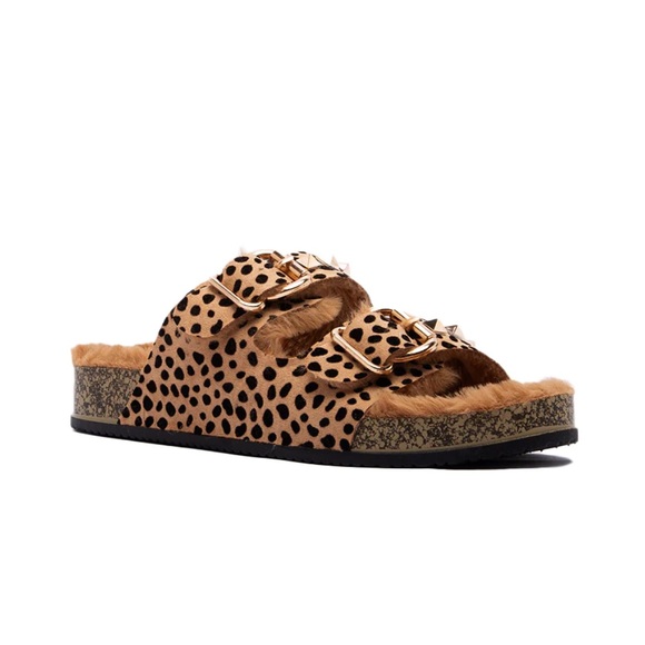 Qupid Women's Double Band Buckle Animal Print Sandals - Picture 2 of 4